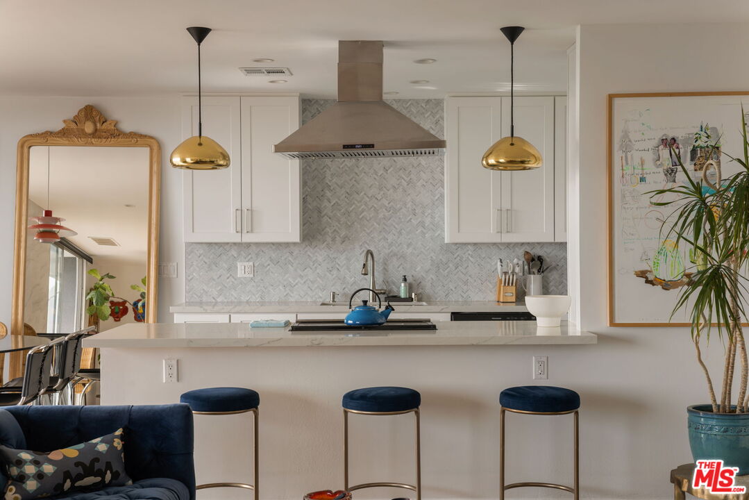 100 S Doheny Dr Unit: PH12
