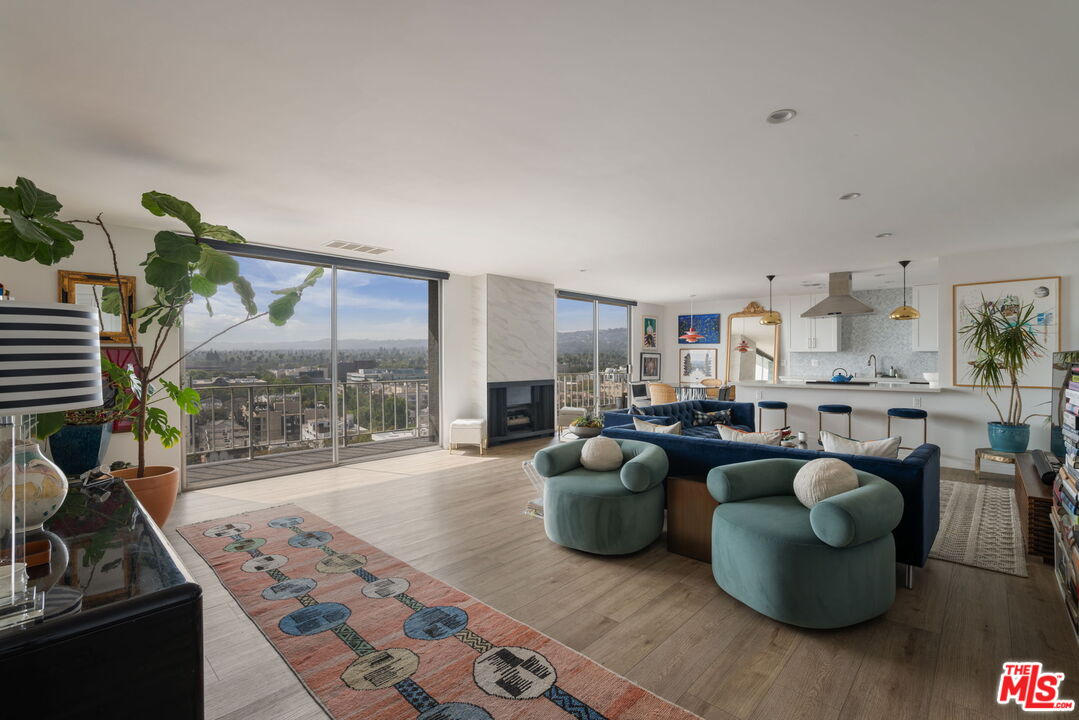 100 S Doheny Dr Unit: PH12