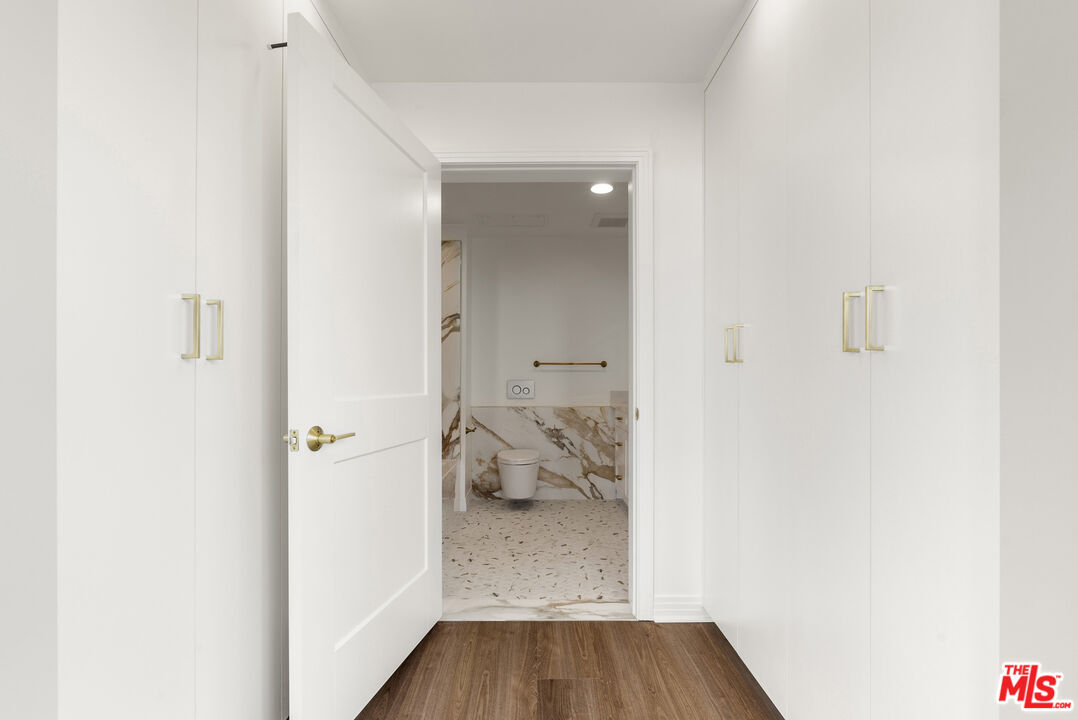 7428 Santa Monica Blvd Unit: PH 507