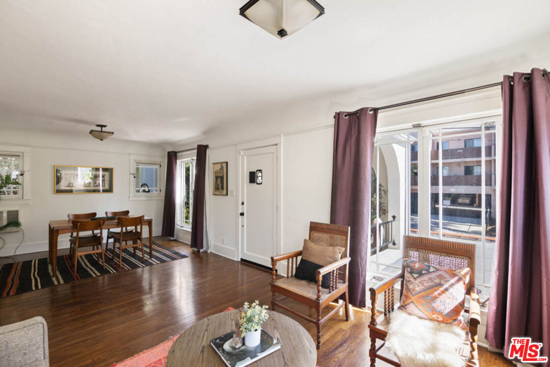 1007 Sanborn Ave