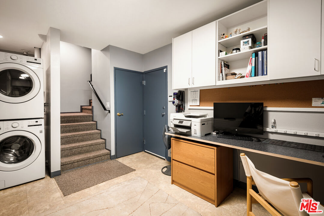 2248 S Bentley Ave Unit: 2
