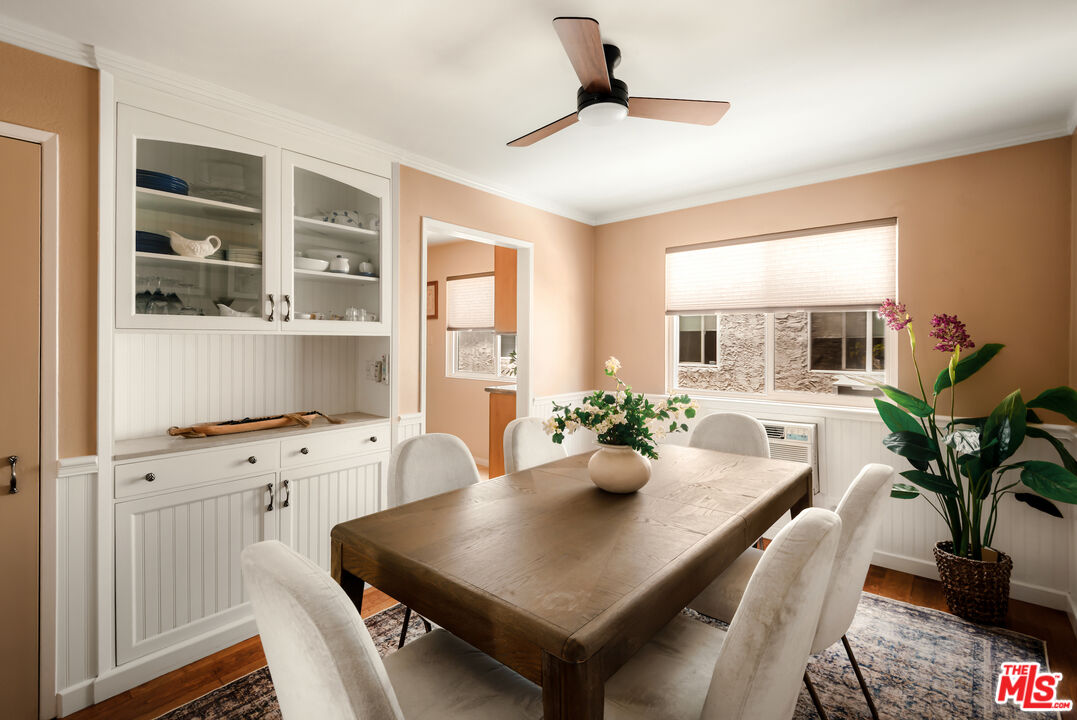 2248 S Bentley Ave Unit: 2