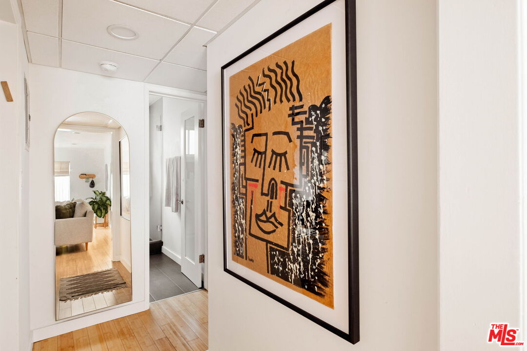 550 N Croft Ave Unit: 2