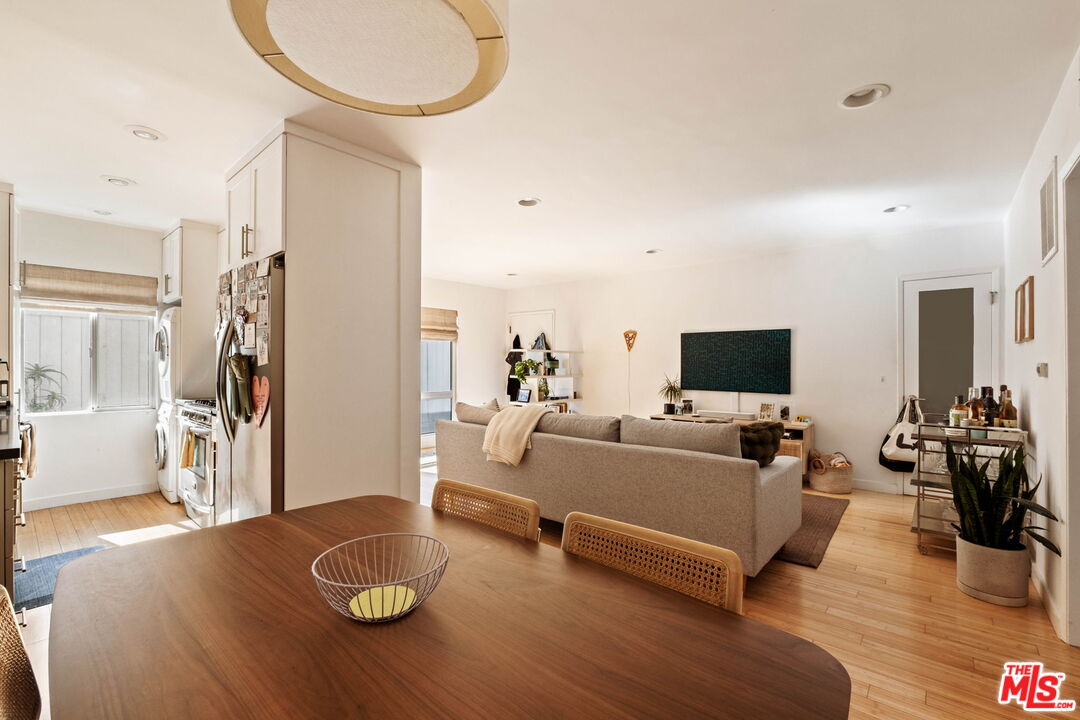 550 N Croft Ave Unit: 2