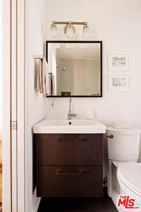 550 N Croft Ave Unit: 2