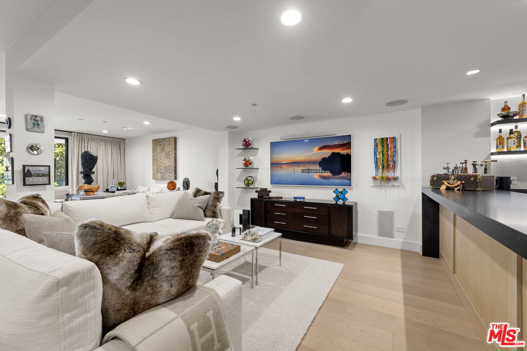 701 Ocean Ave Unit: 309