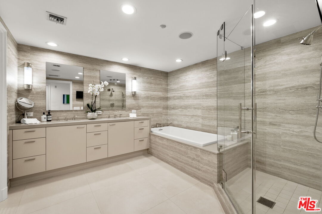 701 Ocean Ave Unit: 309