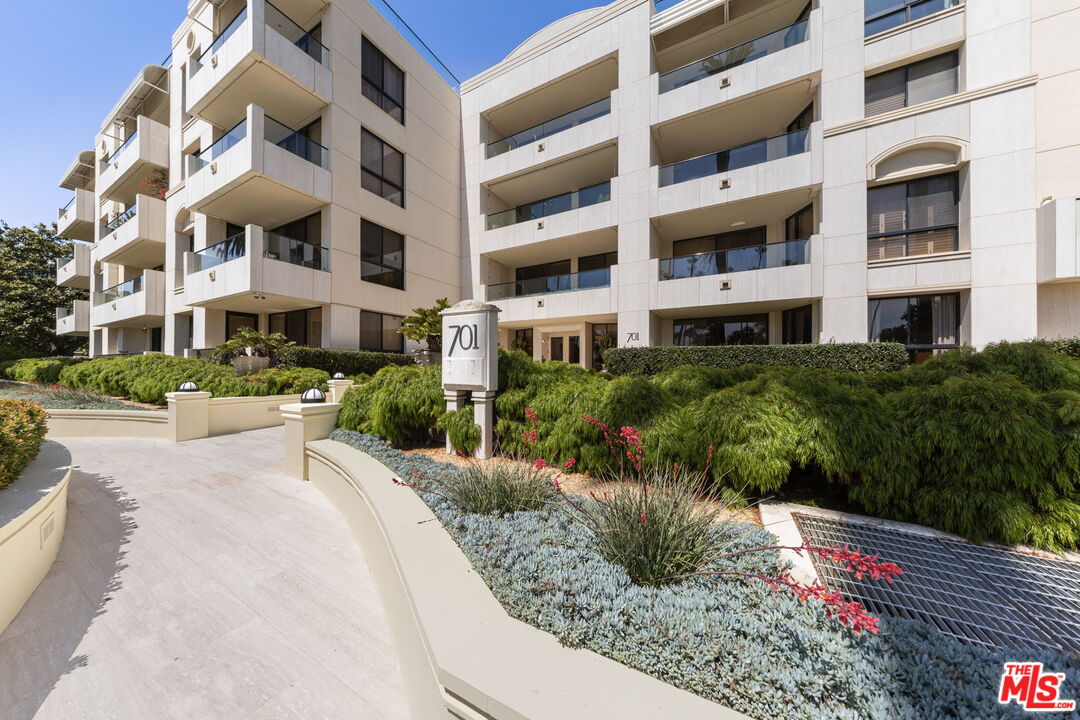 701 Ocean Ave Unit: 309