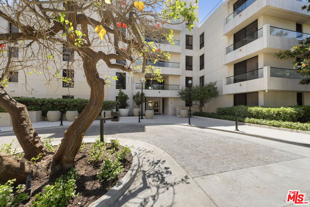701 Ocean Ave Unit: 309