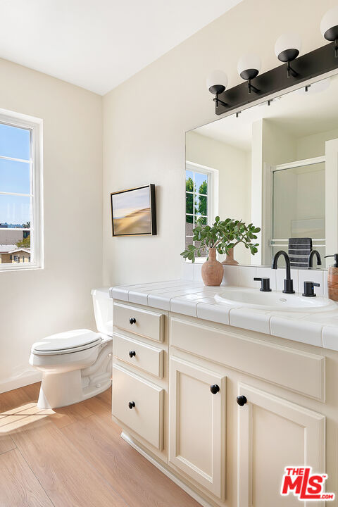 4915 Coldwater Canyon Ave Unit: 4