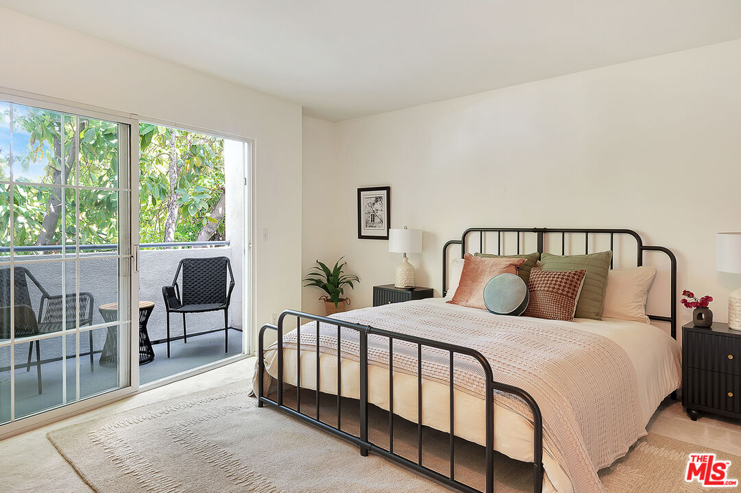 4915 Coldwater Canyon Ave Unit: 4