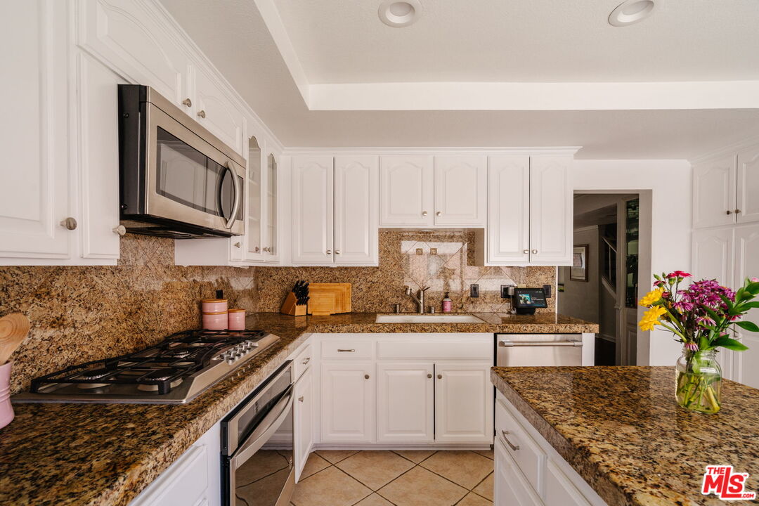 4608 Glencoe Ave Unit: 3