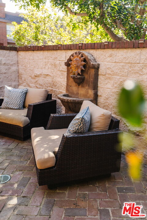 4608 Glencoe Ave Unit: 3