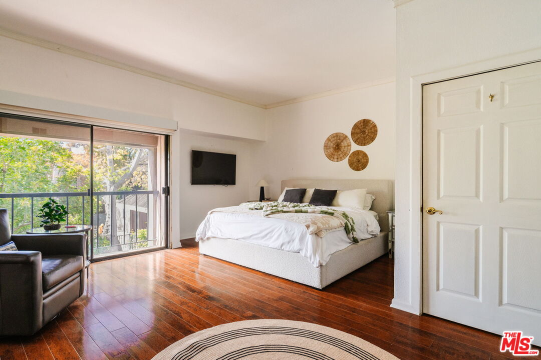 4608 Glencoe Ave Unit: 3