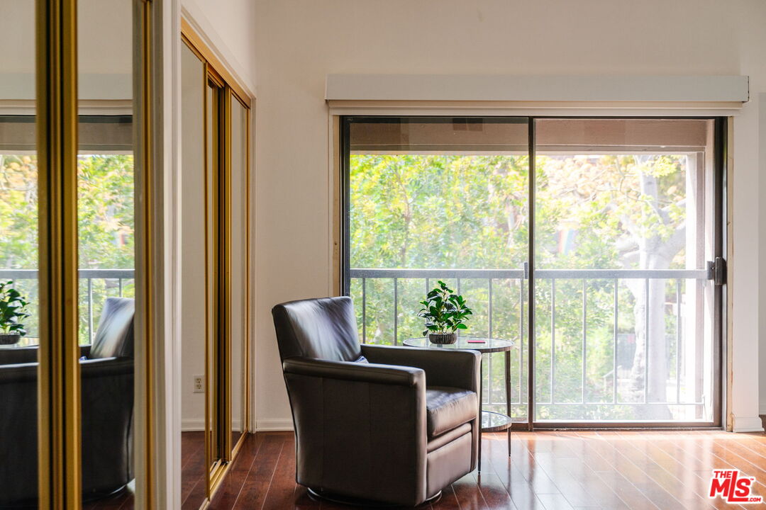 4608 Glencoe Ave Unit: 3