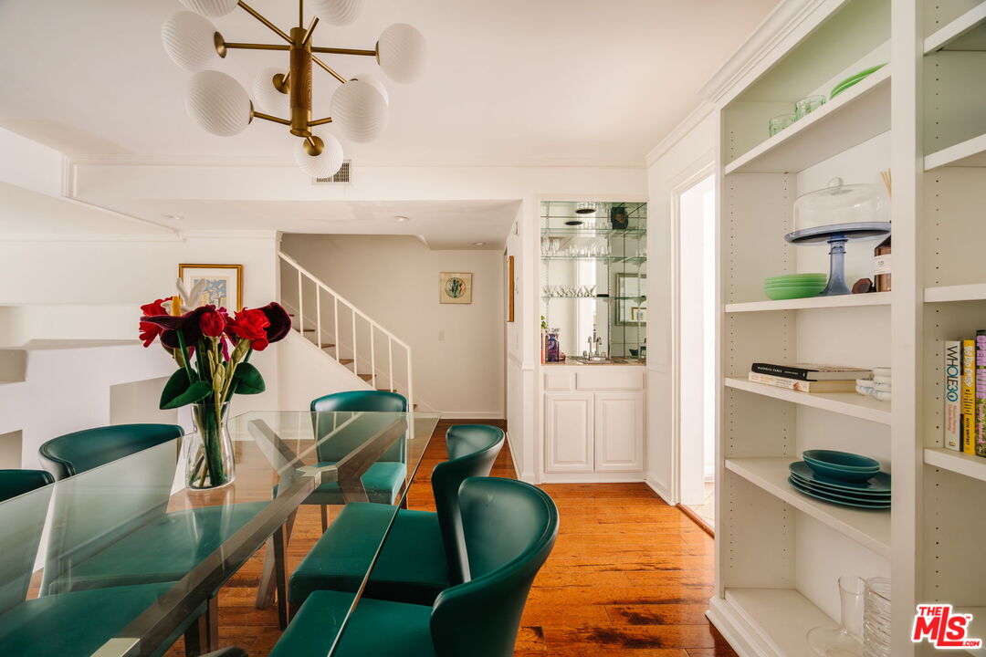4608 Glencoe Ave Unit: 3