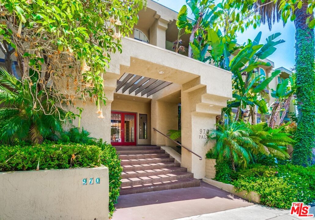 970 Palm Ave Unit: 101
