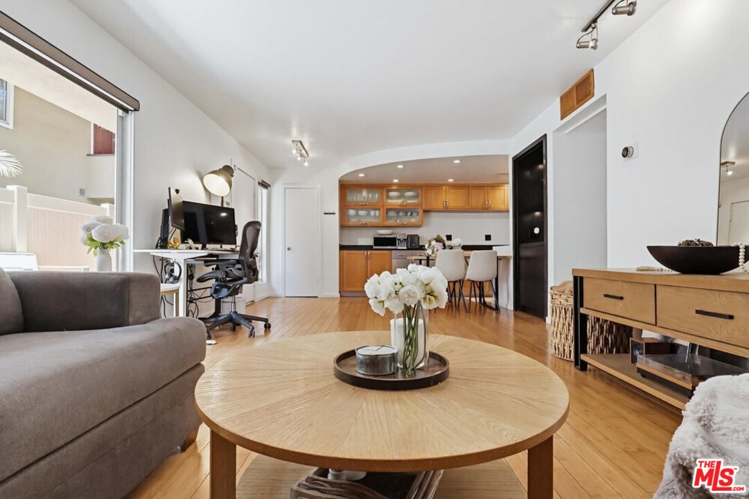 970 Palm Ave Unit: 101