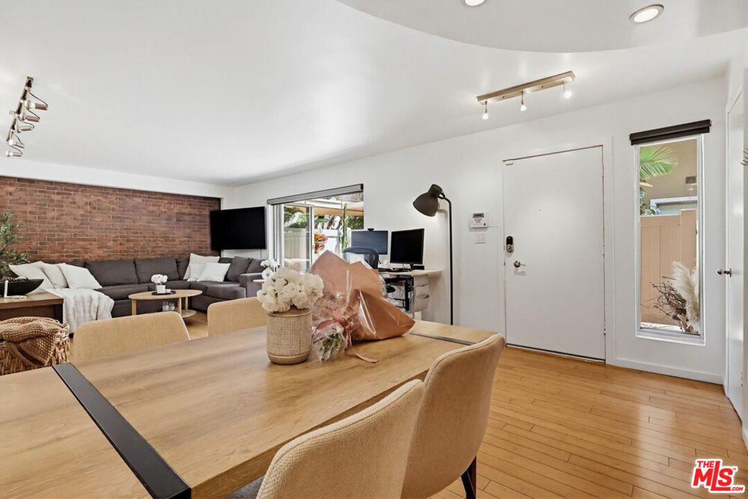 970 Palm Ave Unit: 101
