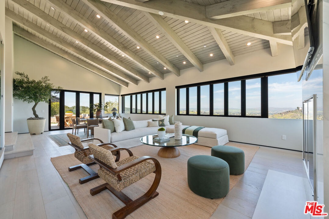 3121 Old Topanga Canyon Rd