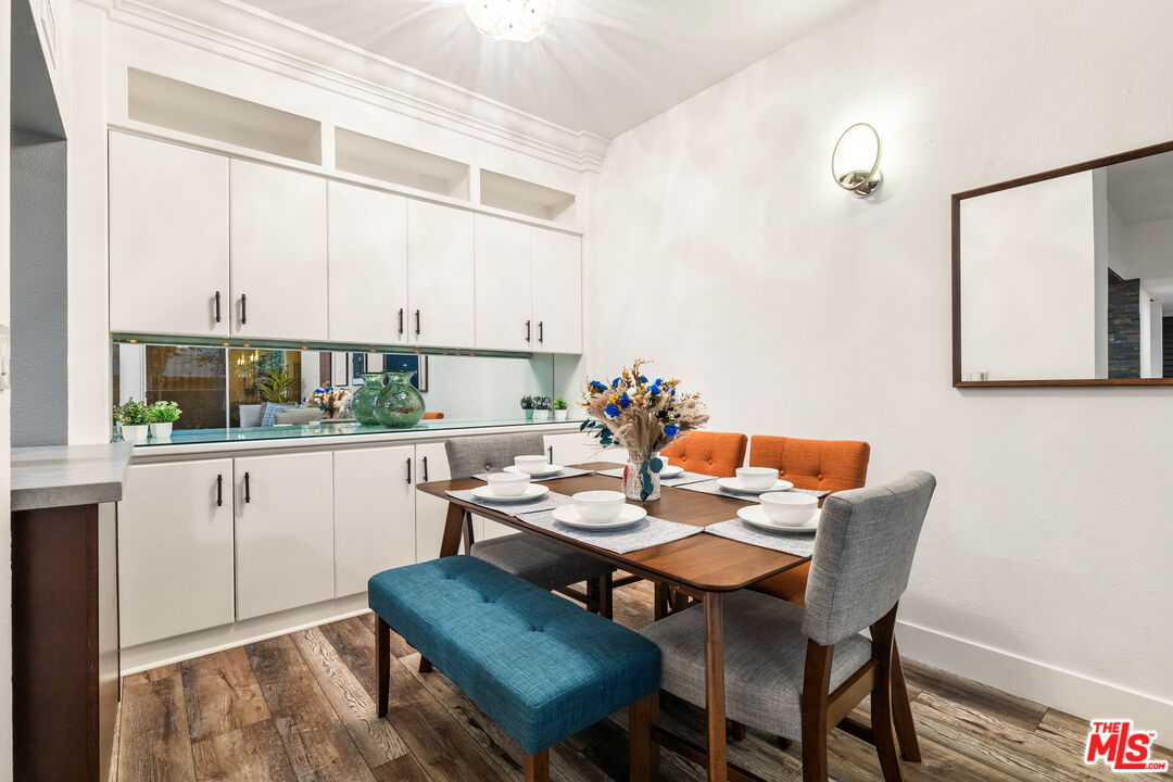 600 W 9th St Unit: 115