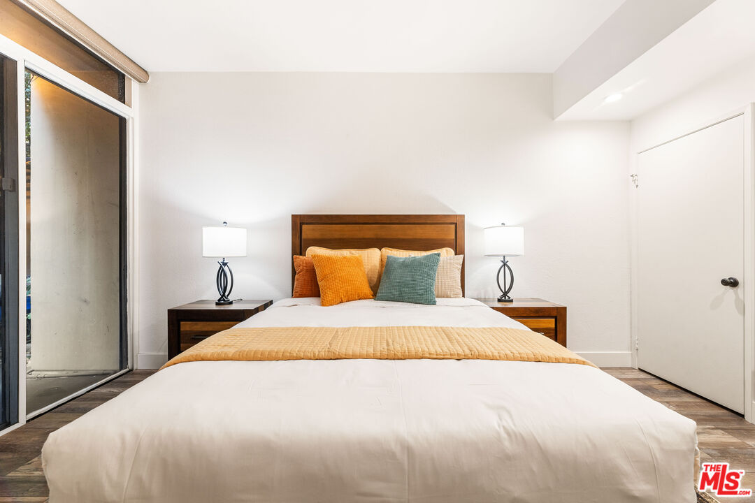 600 W 9th St Unit: 115