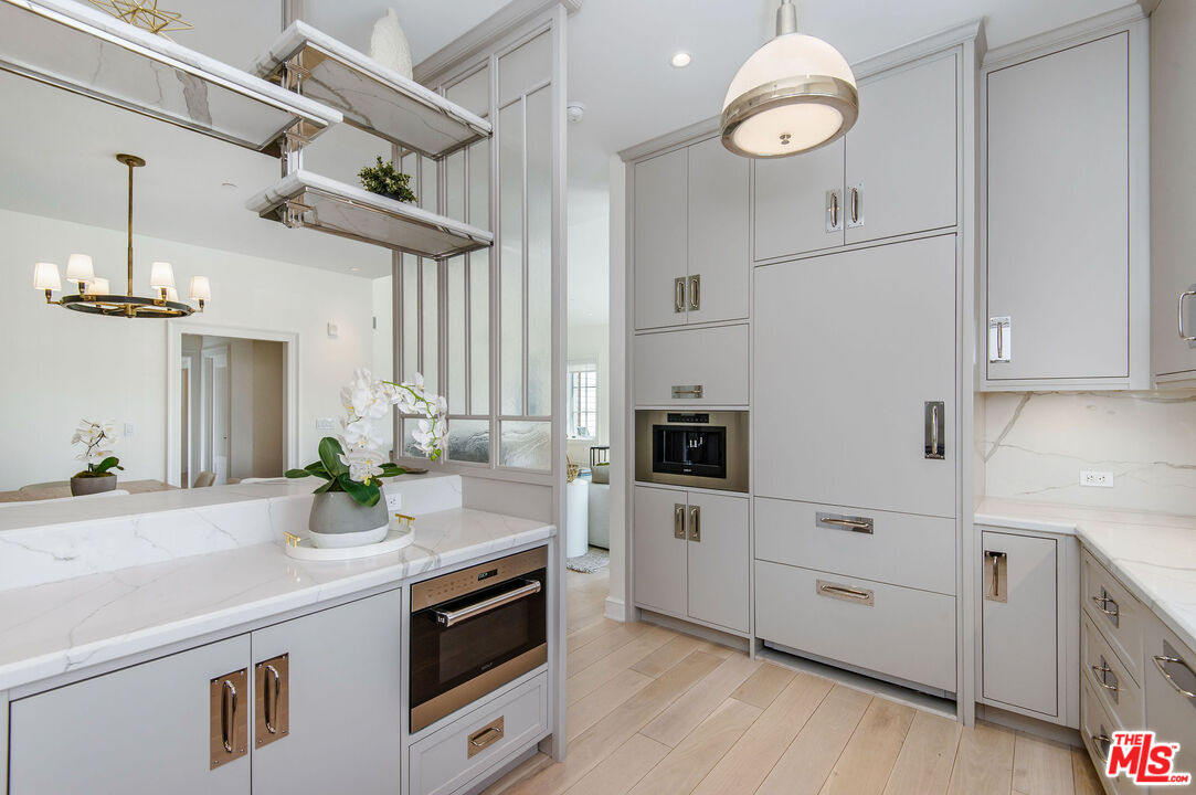 15225 Palisades Village Ln Unit: 206
