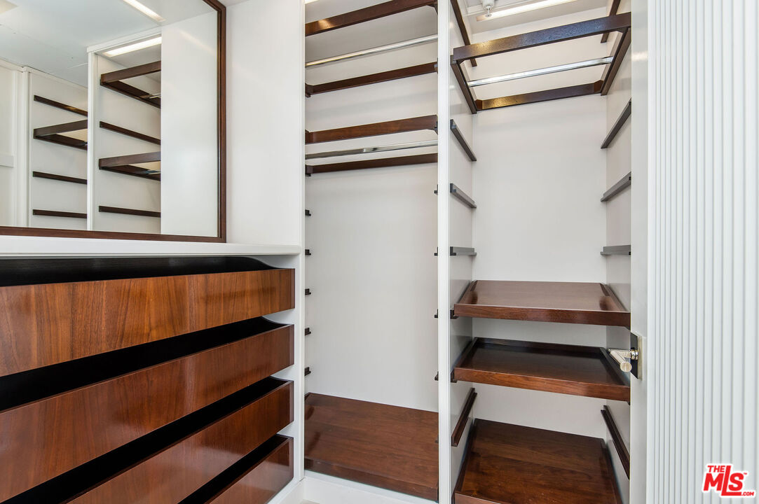 15225 Palisades Village Ln Unit: 206
