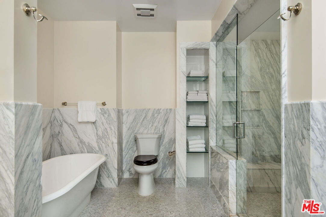 15225 Palisades Village Ln Unit: 206