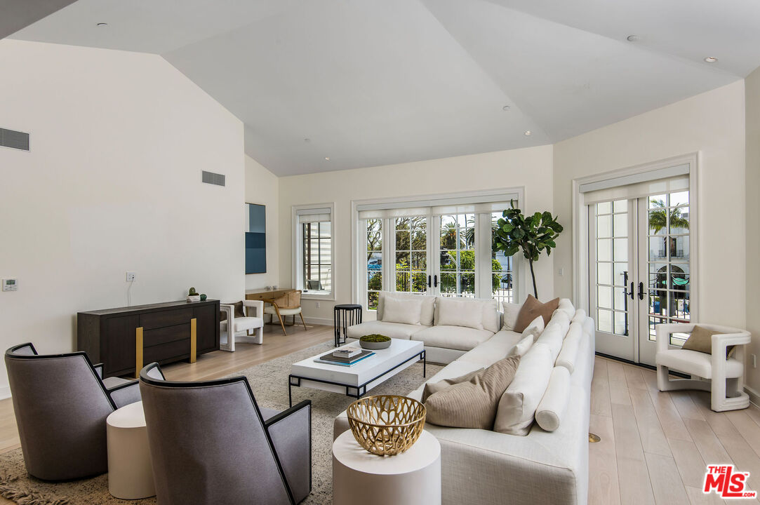 15225 Palisades Village Ln Unit: 206