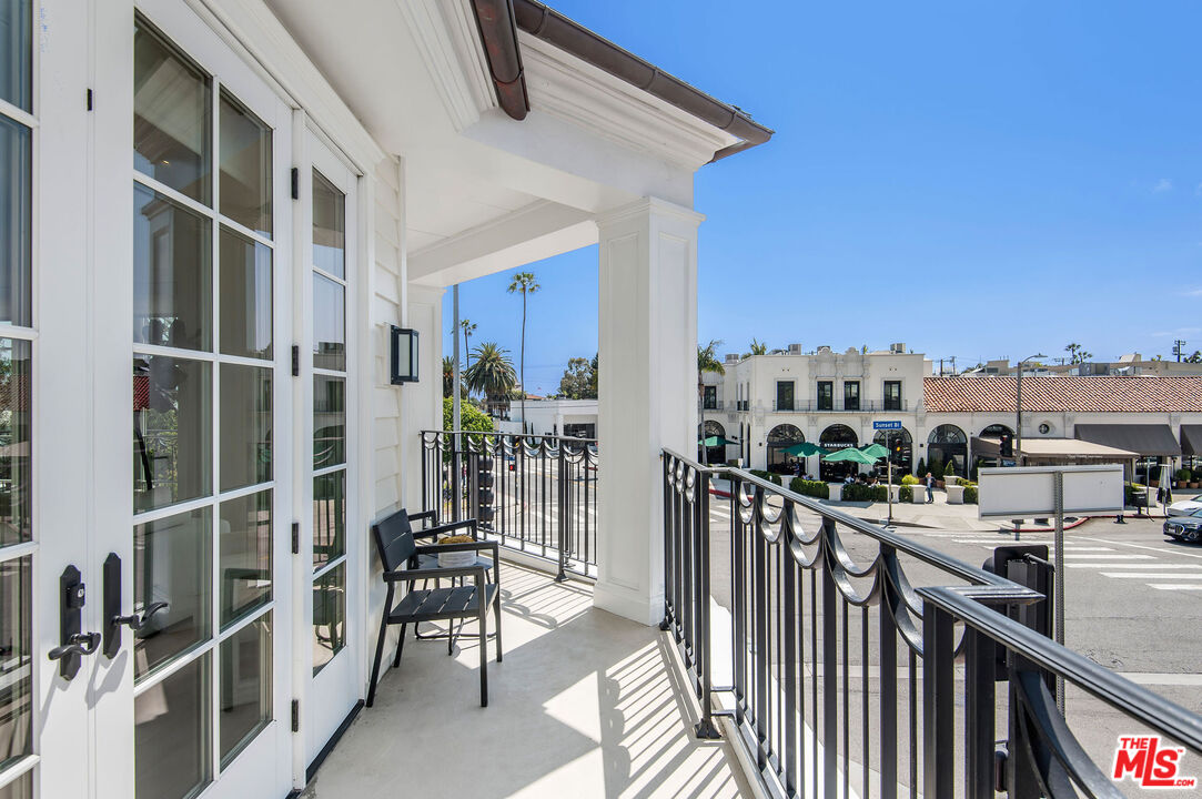 15225 Palisades Village Ln Unit: 206