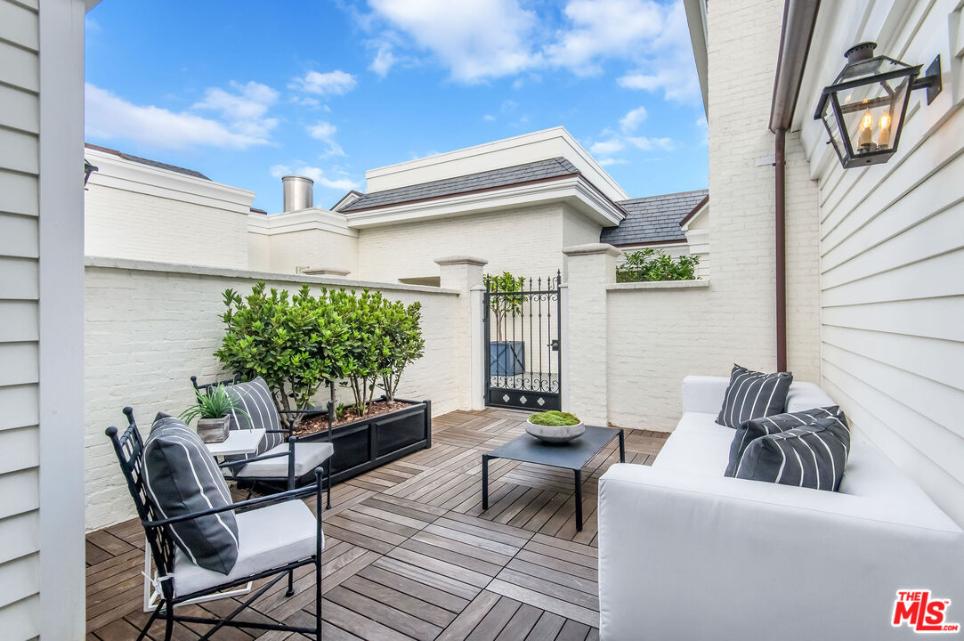 15225 Palisades Village Ln Unit: 206