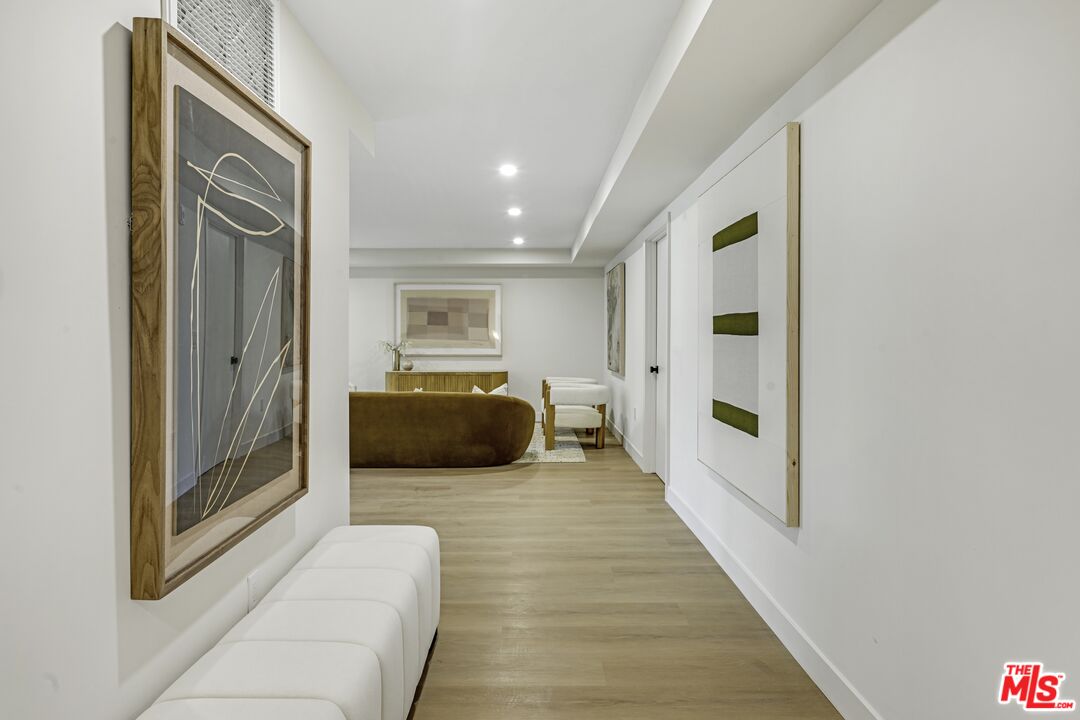 333 N Palm Dr Unit: 310