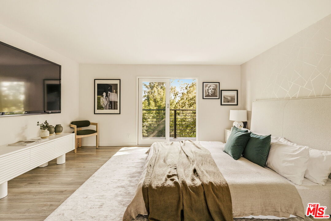 2753 La Cuesta Dr