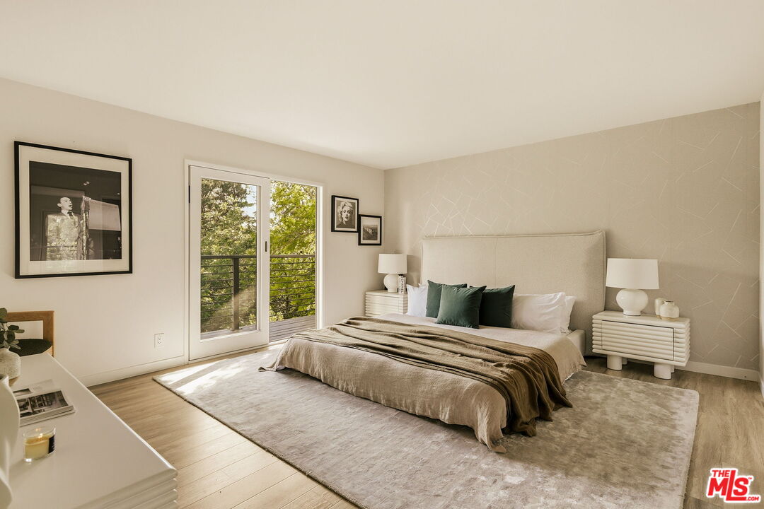 2753 La Cuesta Dr