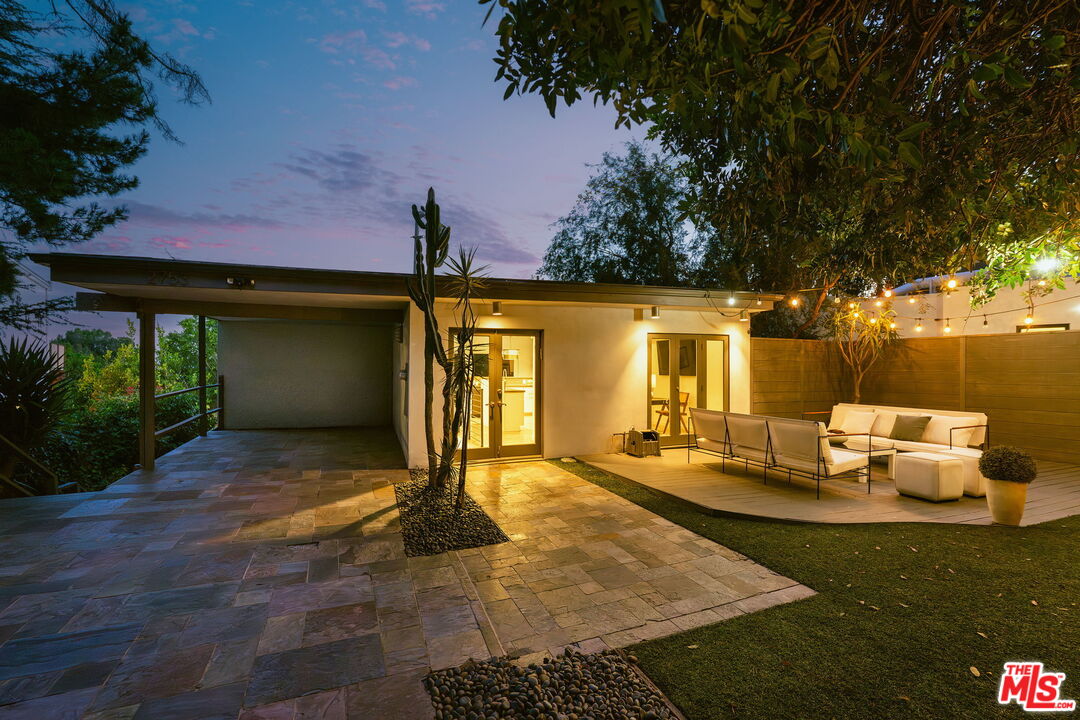 2753 La Cuesta Dr