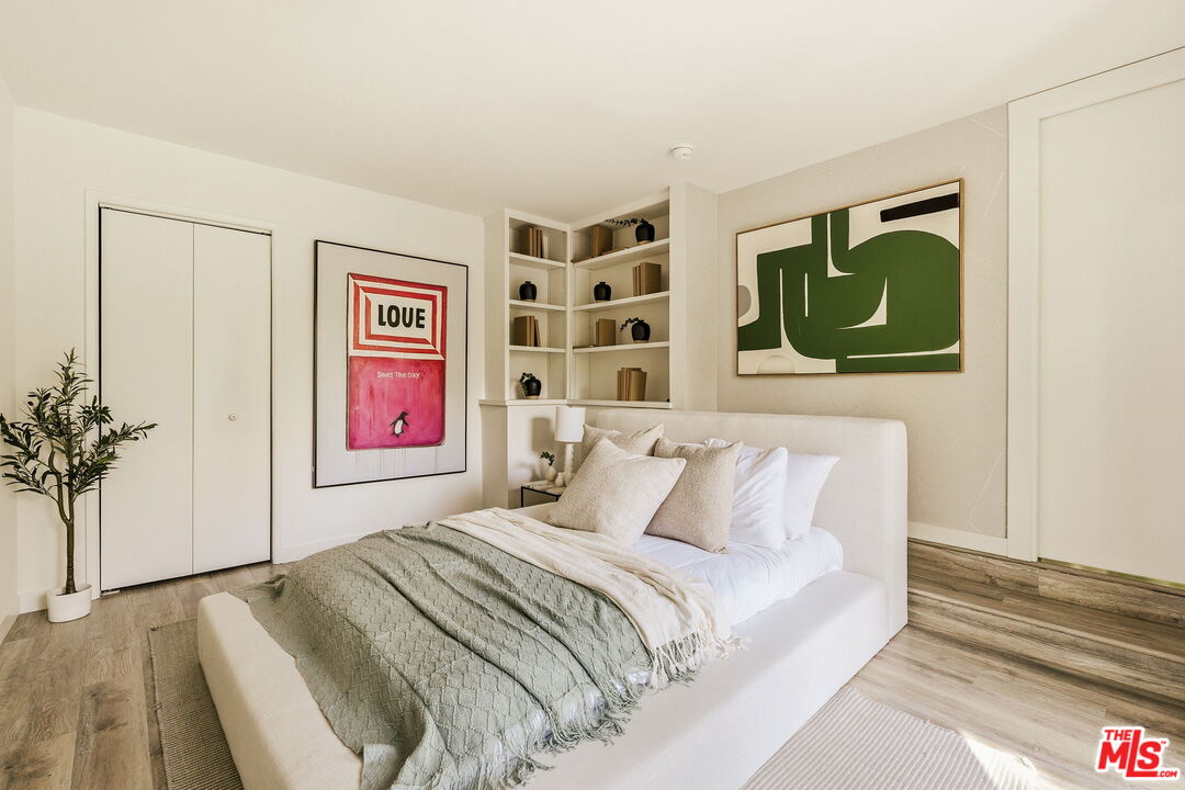 2753 La Cuesta Dr