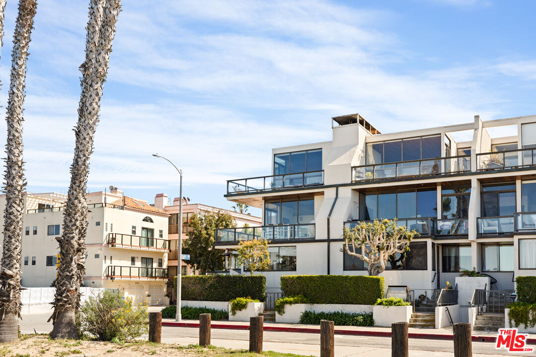 6209 Pacific Ave Unit: 201