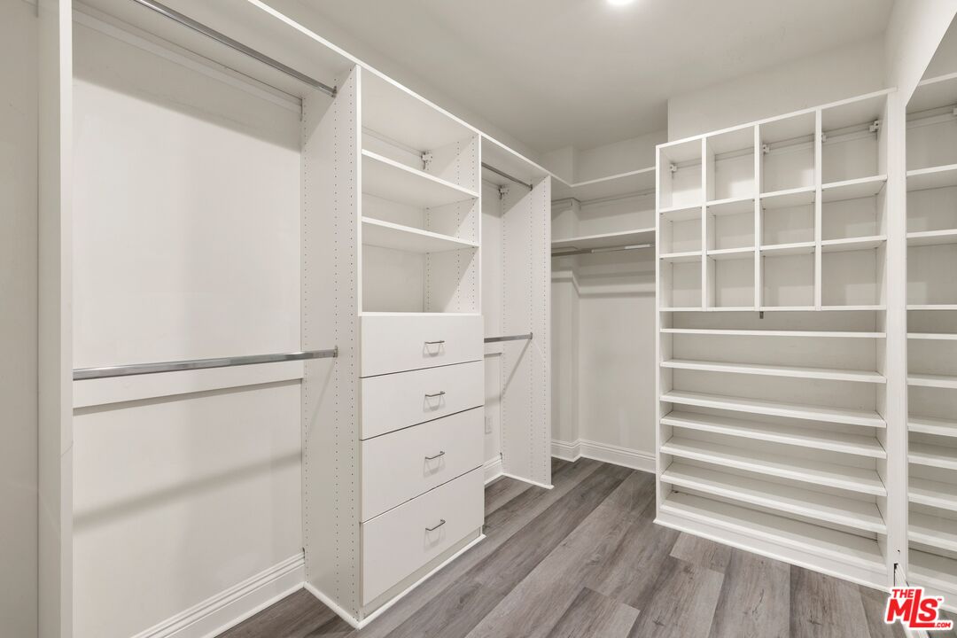 735 Thayer Ave
