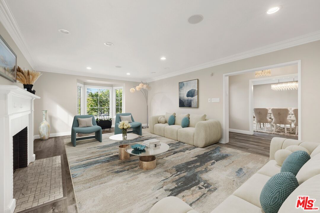 735 Thayer Ave