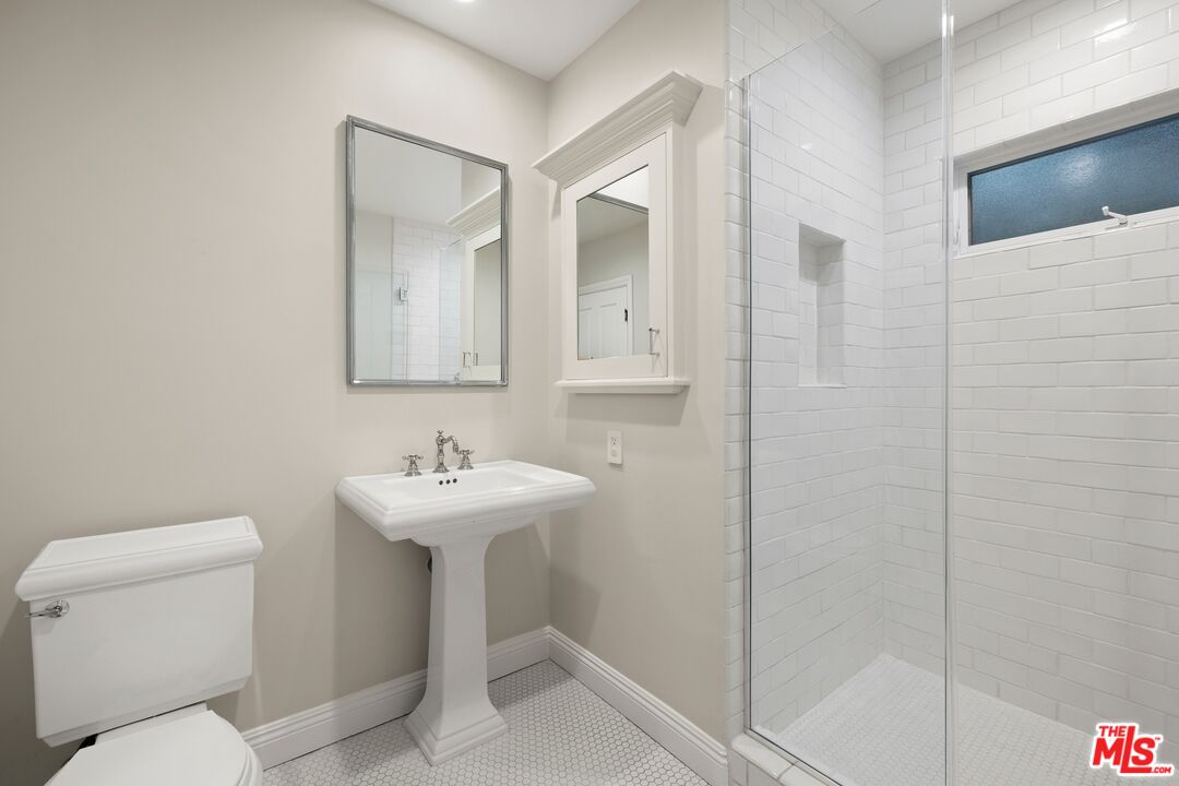 735 Thayer Ave