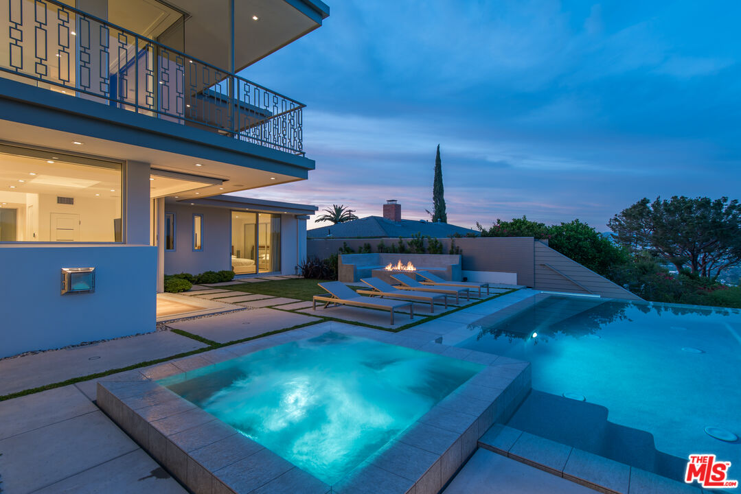 3642 Beverly Ridge Dr