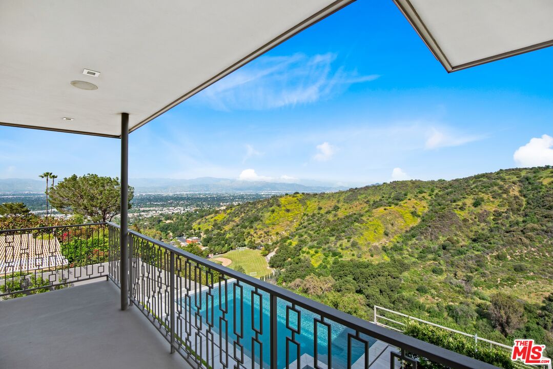 3642 Beverly Ridge Dr