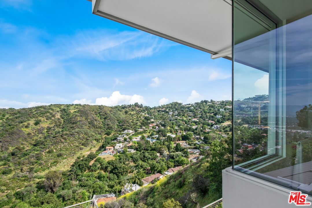3642 Beverly Ridge Dr