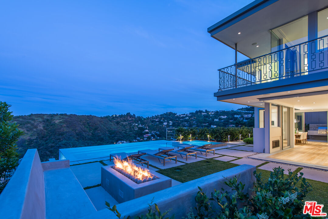 3642 Beverly Ridge Dr