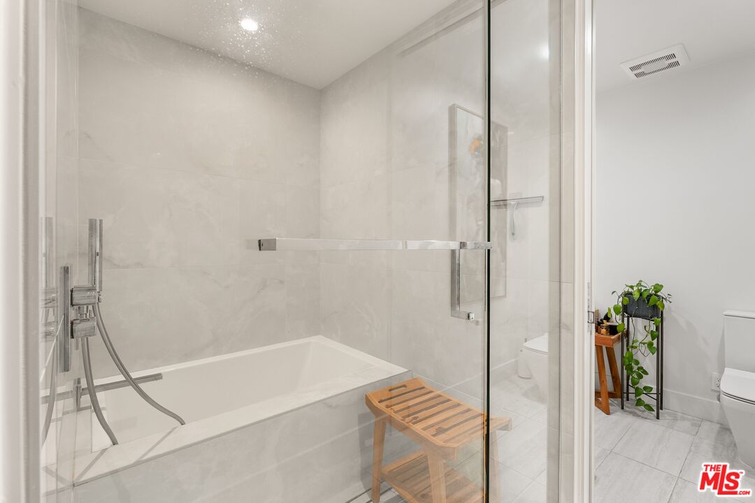 411 S Hamel Rd Unit: 306