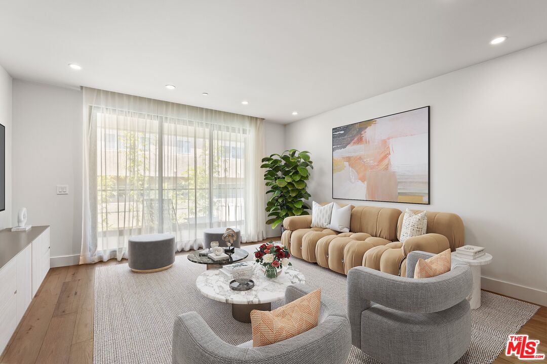 411 S Hamel Rd Unit: 306