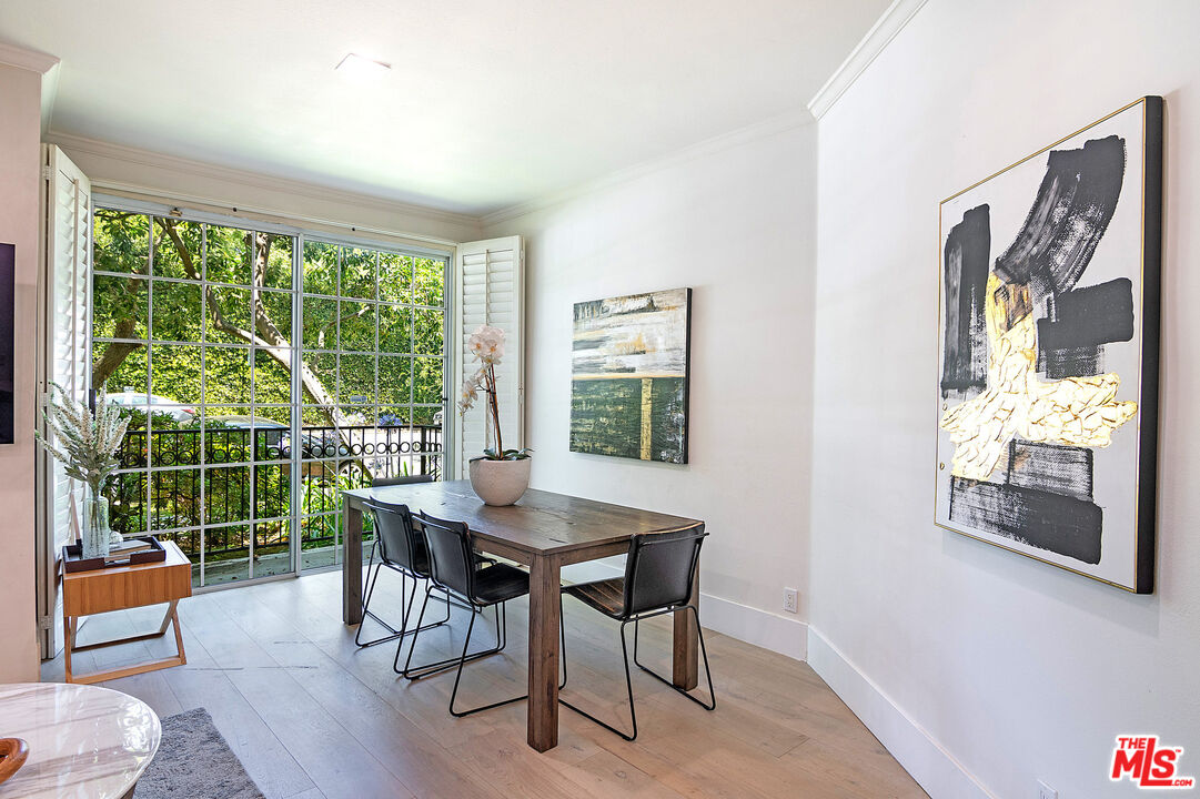 458 N Oakhurst Dr Unit: 104