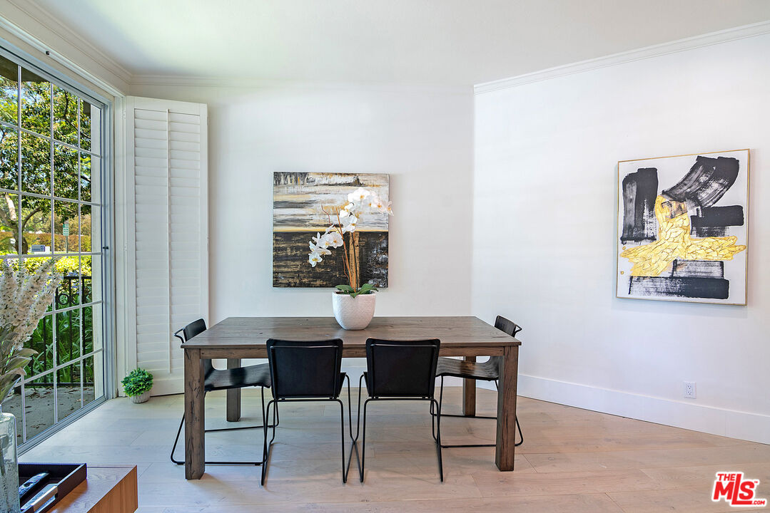 458 N Oakhurst Dr Unit: 104