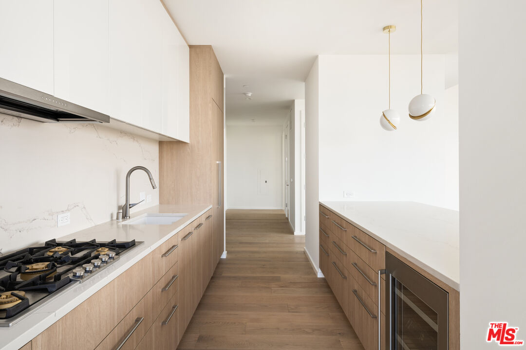 1000 W 8th St Unit: 5802